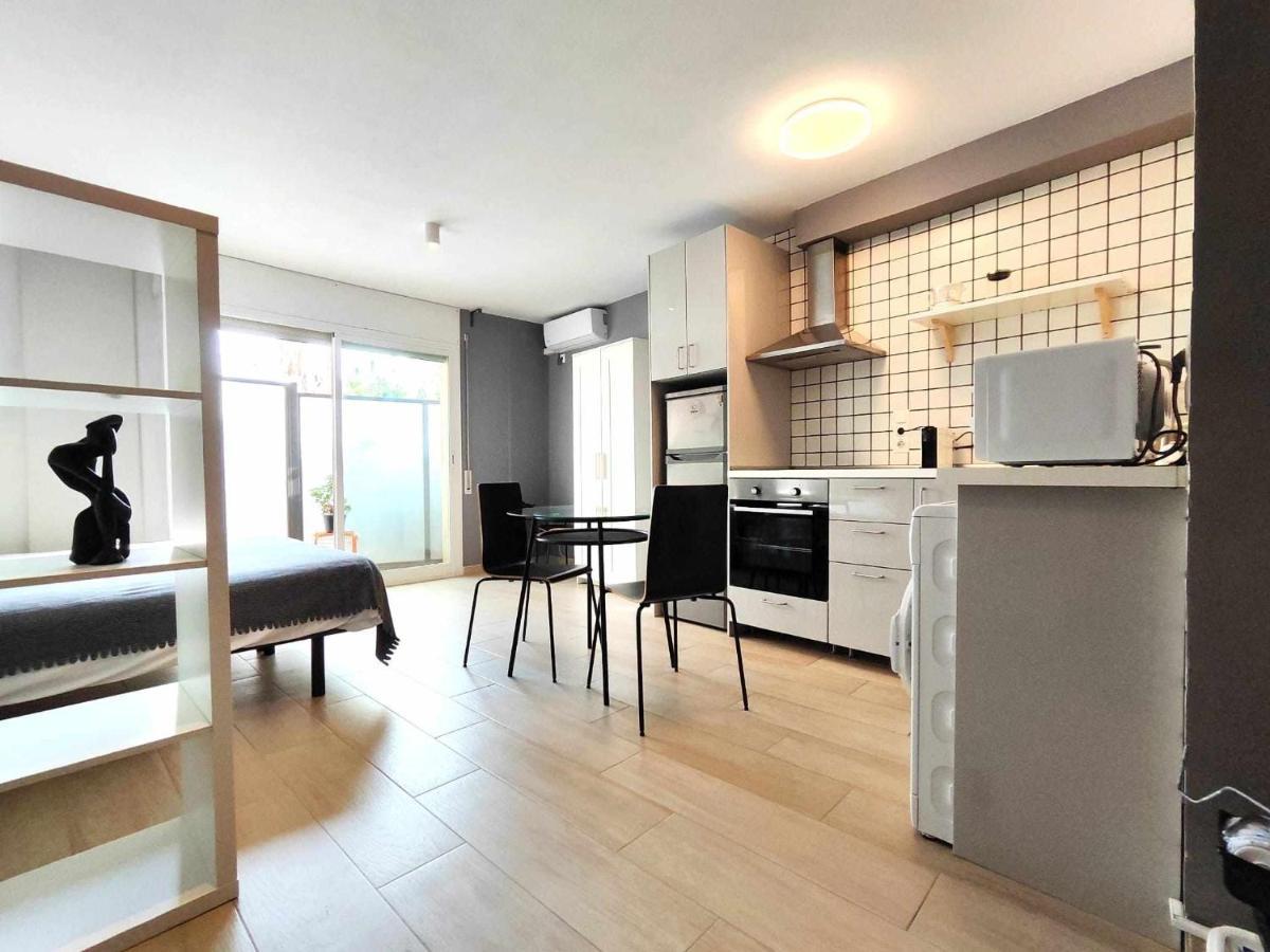 Mazi Apartments Suite 마타로 외부 사진